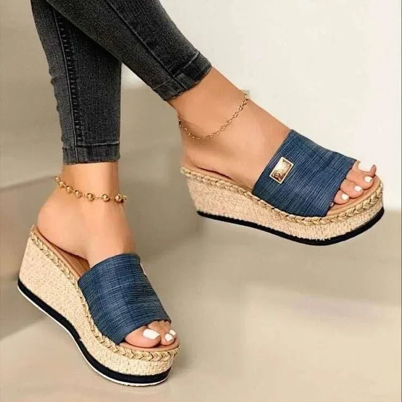 Women Platform Slipper